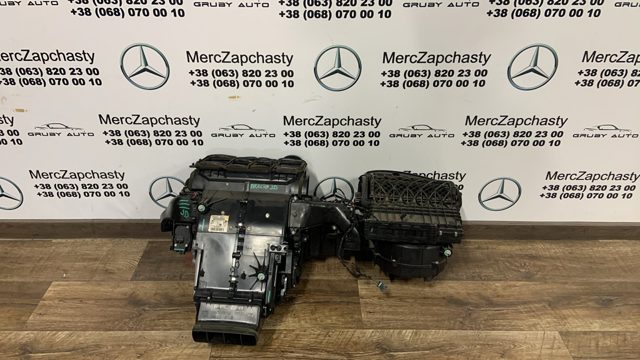 Радіатор обігрівача A1648300061 MERCEDES