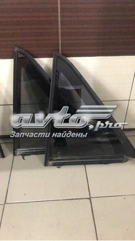 Скло-кватирка двері, задній, лівою A1667301355 MERCEDES