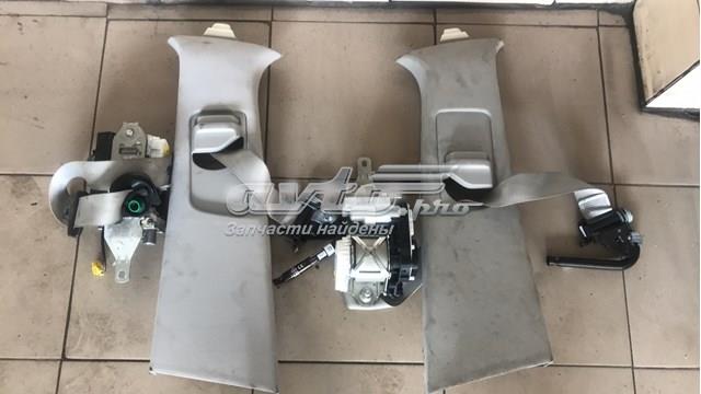 Ремінь безпеки передній правий A1668603886 MERCEDES