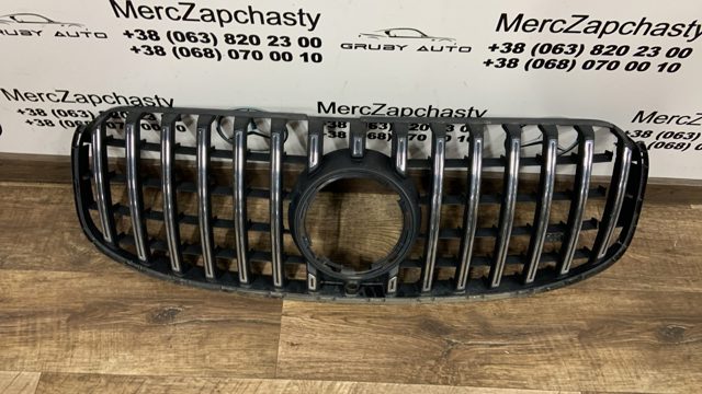 Решітка A1678881200 MERCEDES