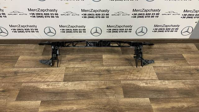Панель передня Mercedes A