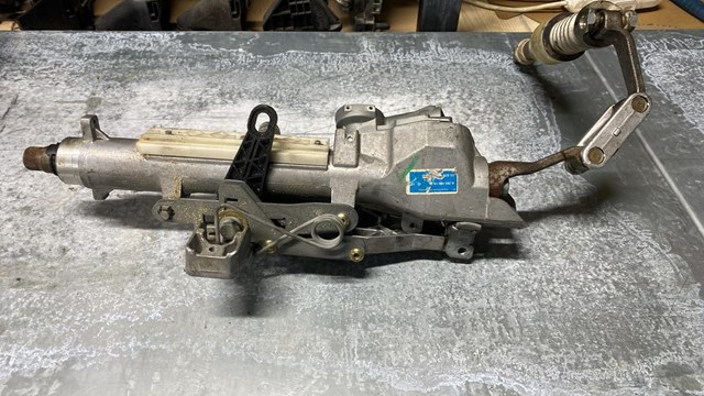 Рульова колонка A2034601516 MERCEDES