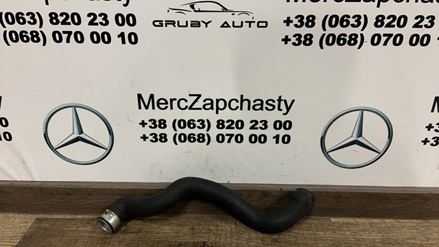 Шланг/патрубок радіатора охолодження, верхній A2035015882 MERCEDES