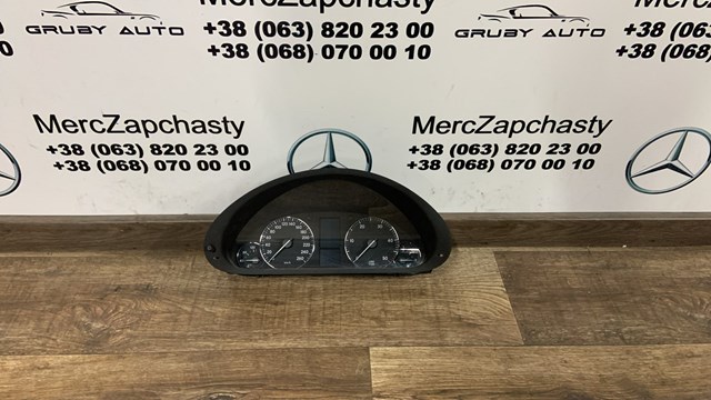 Щиток приладів A2035404947 MERCEDES