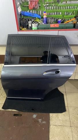 Двері пасажирськи задні ліві A2047302300 MERCEDES