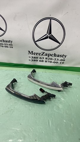 Ручка задніх дверей зовнішня A2047601470 MERCEDES
