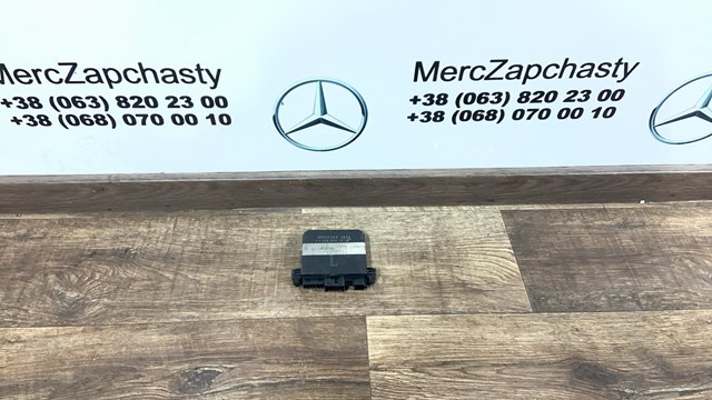Блок комфорту передніх дверей A2088201326 MERCEDES