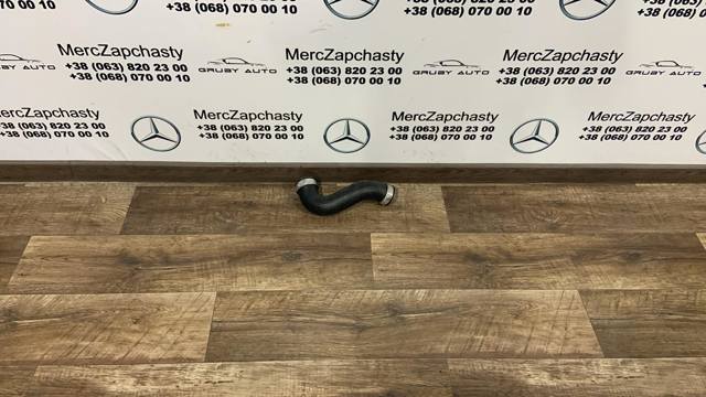 Шланг/патрубок интеркуллера A2105285182 MERCEDES