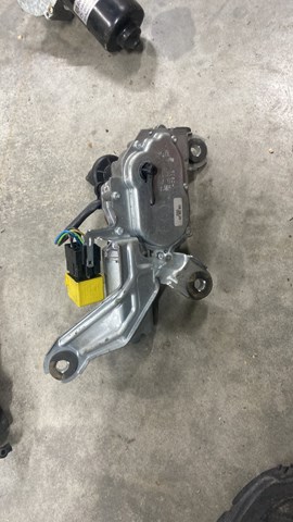 Двигун склоочисника заднього скла A2108207542 MERCEDES