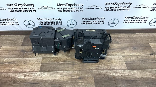 Корпус радіатора кондиціонера (салонний випарник) A2108300462 MERCEDES