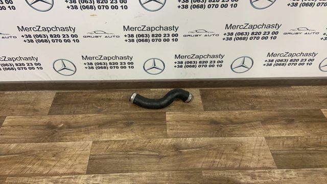 Шланг/патрубок інтеркуллера A2115282082 MERCEDES