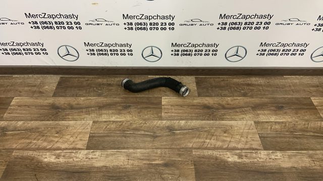 Шланг/патрубок интеркуллера A2115284182 MERCEDES