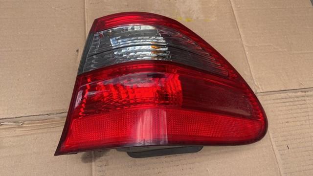 Стоп задній A2118202864 MERCEDES
