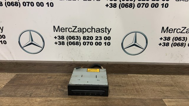 Магнітола A2118706189 MERCEDES