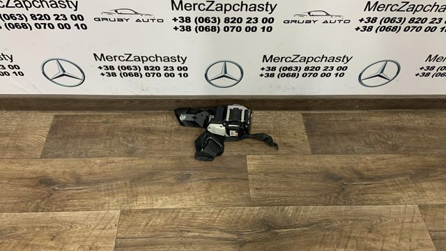 Ремінь безпеки передній лівий A2128608585 MERCEDES