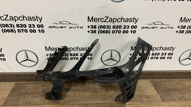 Лівий кронштейн переднього бампера A2128850365 MERCEDES