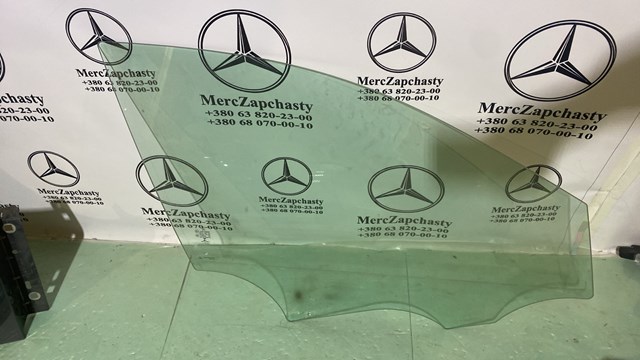 Скло пасажирських дверей A2137250210 MERCEDES