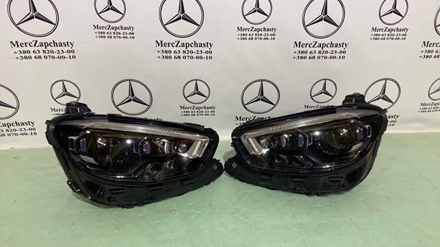 Фара передня права A2139060210 MERCEDES