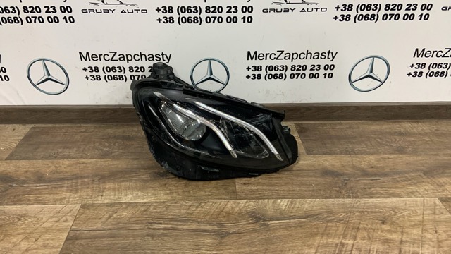 Фара основна права A2139066601 MERCEDES