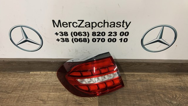 Стоп задній A2139067305 MERCEDES