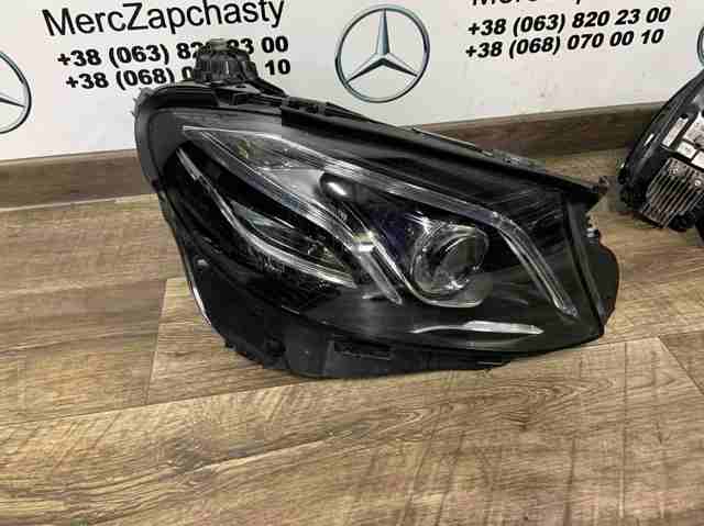 Права блок фара A2139069604 MERCEDES