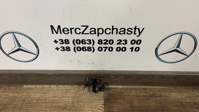 Замок капота Mercedes CLK