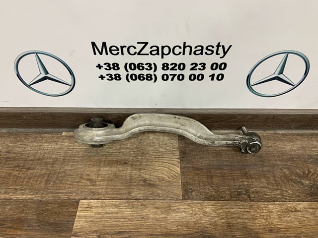 Правий важіль передній нижній підвіски A2213300241 MERCEDES