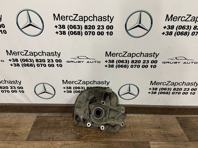 Кулак поворотний правий A2213502208 MERCEDES