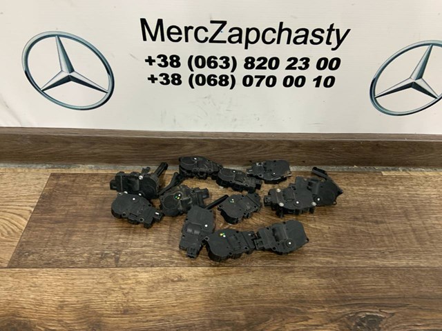 Привід системи автоматичного управління обігрівачем A2218200042 MERCEDES