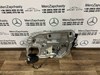 Двигун склопідіймача двері передньої, правої A2218202842 MERCEDES