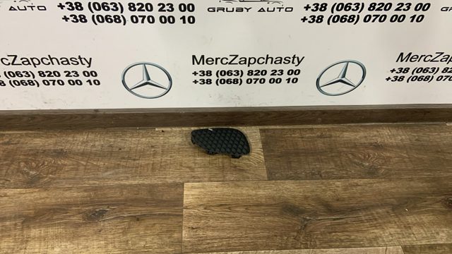 Молдинг переднього бампера, правий A2538851802 MERCEDES