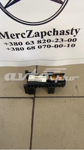 Блок запобіжників задній, салонний A6395400050 MERCEDES
