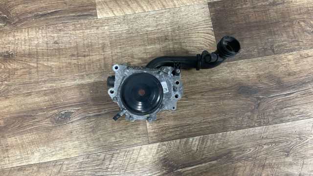 Насос охолодження A6512007701 MERCEDES