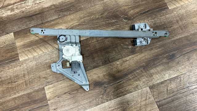 Механізм склопідіймача двері передньої, правої A9067200146 MERCEDES