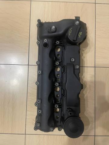 Кришка двигуна 224102F600 HYUNDAI