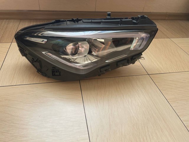 Права блок фара A1189062600 MERCEDES