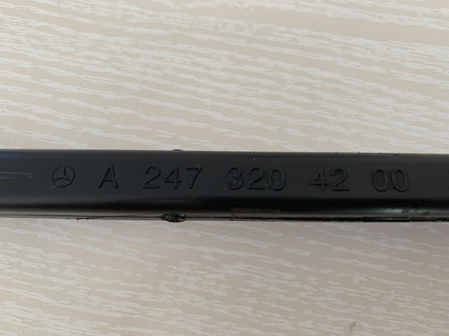 Стійка переднього стабілізатора A2473204200 MERCEDES