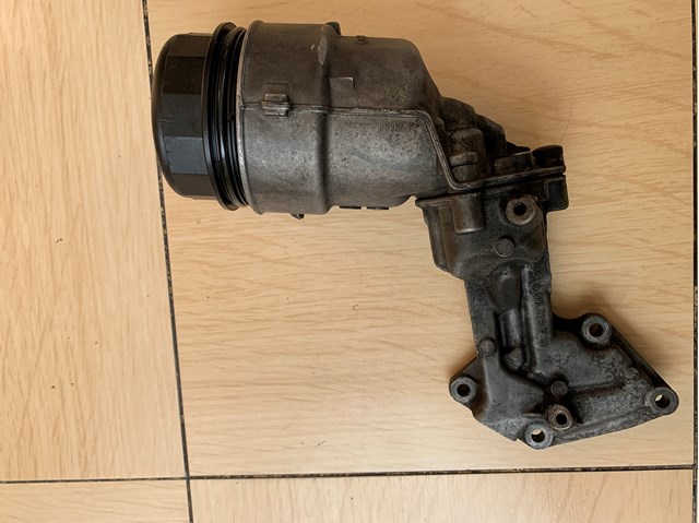 Корпус масляного фільтра A6421800010 MERCEDES
