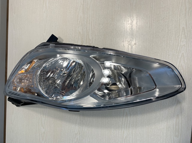 Основна фара в зборі ліва AM5113W030AF FORD