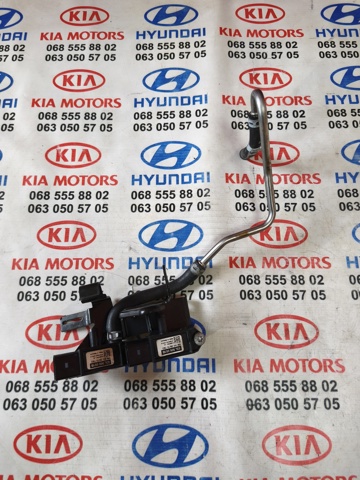 Датчик тиску вихлопних газів 03L906051B VAG