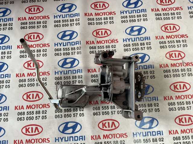 Насос маслозакачуючий 1313818 FORD
