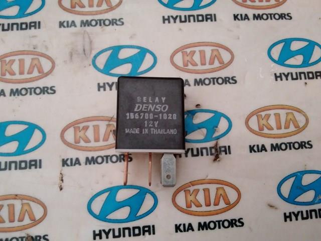 Реле покажчиків поворотів 1567001020 DENSO