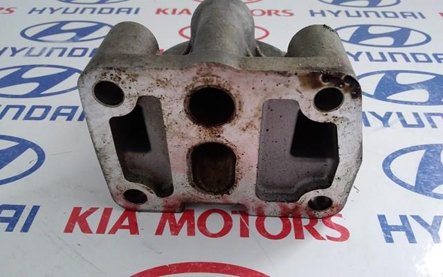 Кронштейн масляного фільтра 211212G000 HYUNDAI