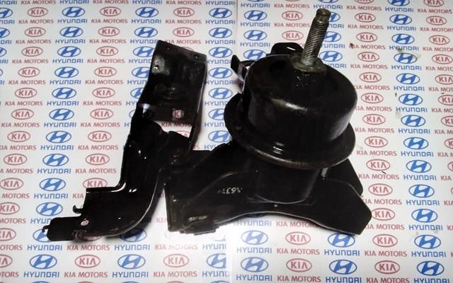 Права подушка двигуна 218102G000 HYUNDAI