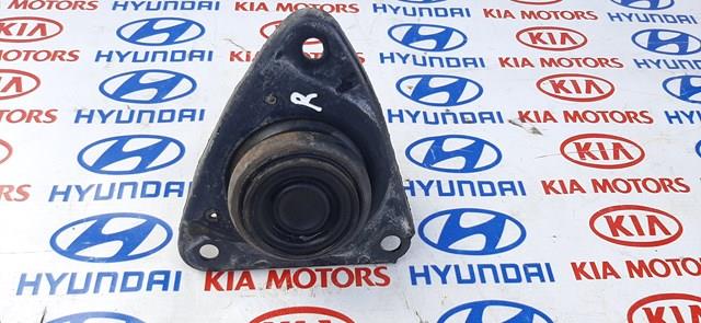 Права подушка двигуна 218102L000 HYUNDAI