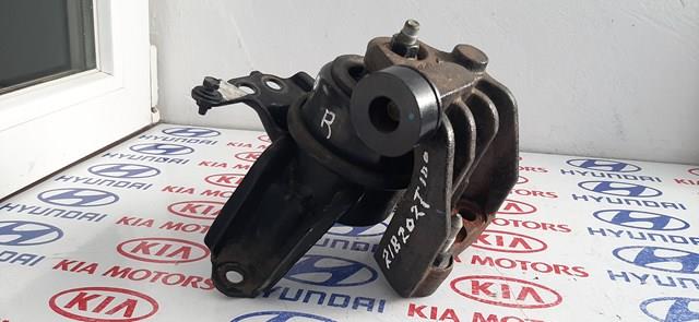 Права опора двигуна 218103V150 HYUNDAI