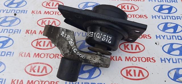 Кронштейн подушки (опори) двигуна, правої 218201G000 HYUNDAI