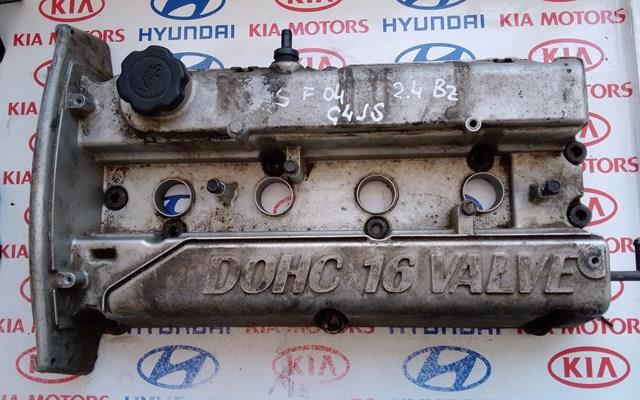 Кришка клапанів 2241038021 HYUNDAI