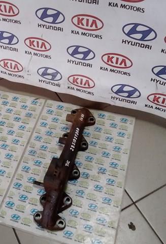 Газопроводи (колектор випускний) 285102F300 HYUNDAI
