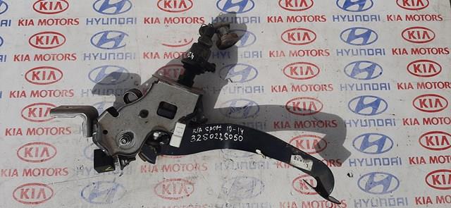 Педаль і привід управління зчепленням KIA Sportage III